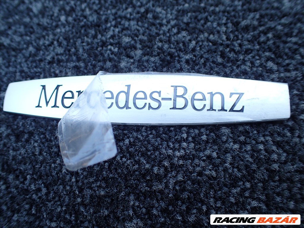 Mercedes-Benz kamion lábtér szőnyeg szett gyári új a9606808805 a9606809705 4. kép