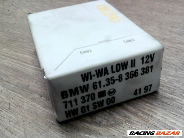 BMW E36 89-00 Ablaktörlő relé 1. kép