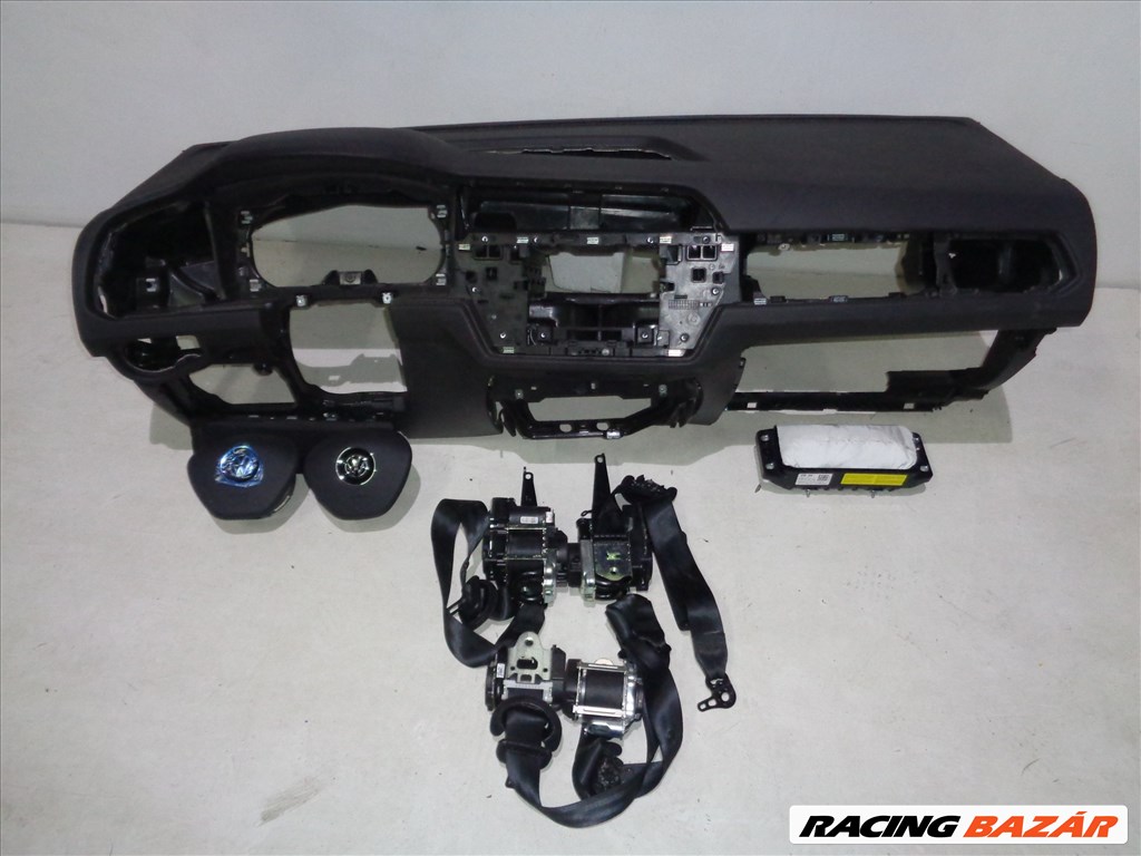 Volkswagen Golf 5,6,7,8 légzsák garnitúra  2. kép