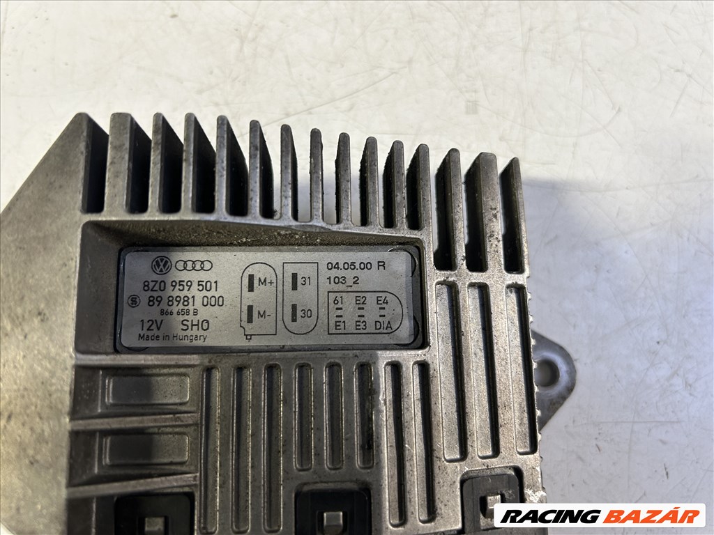 Audi A2 (8Z) hűtő ventillátor előtét elleneállás 8z0959501 2. kép