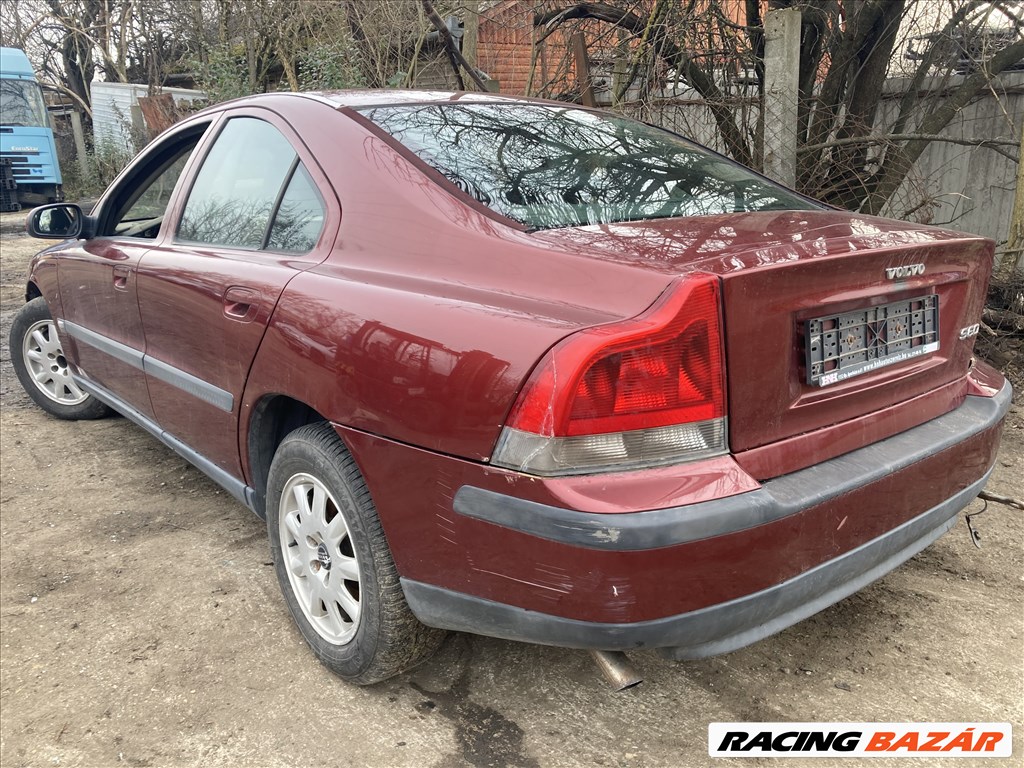 Volvo S60 2.4i bontott alkatrészei 2. kép