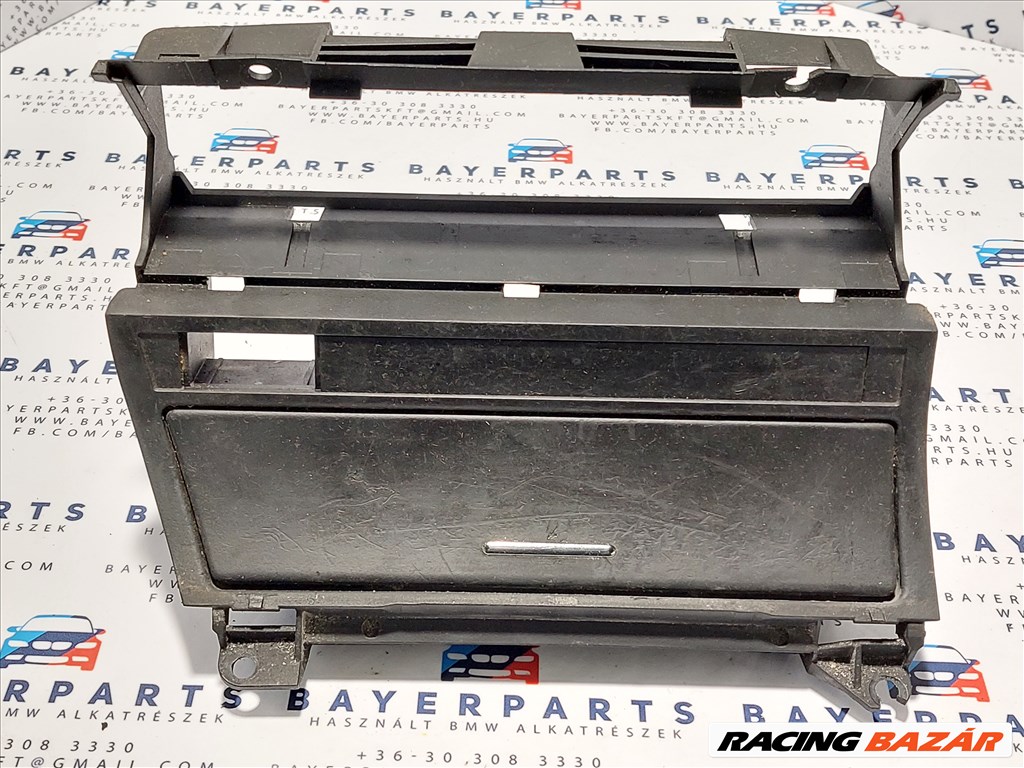 BMW E46 középső tároló konzol középkonzol tartó (001633) 8205377 1. kép
