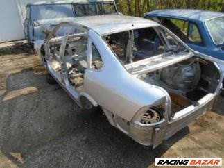 Opel Vectra B (2001) Bal hátsó negyed