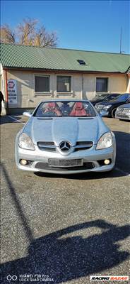 Mercedes SLK 350 (R171) bontott alkatrészei