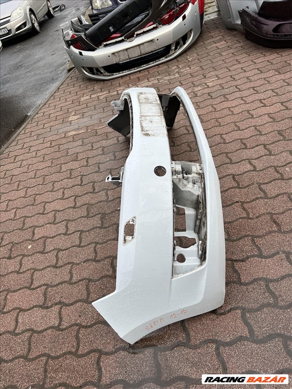 Skoda Rapid első lökhárító  1. kép