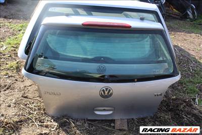 Volkswagen Polo 2006  Csomagtérajtó üresen, szélvédővel (309)