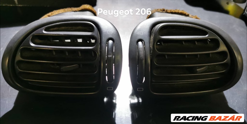 Peugeot 206 jobb oldali szellőző 1. kép