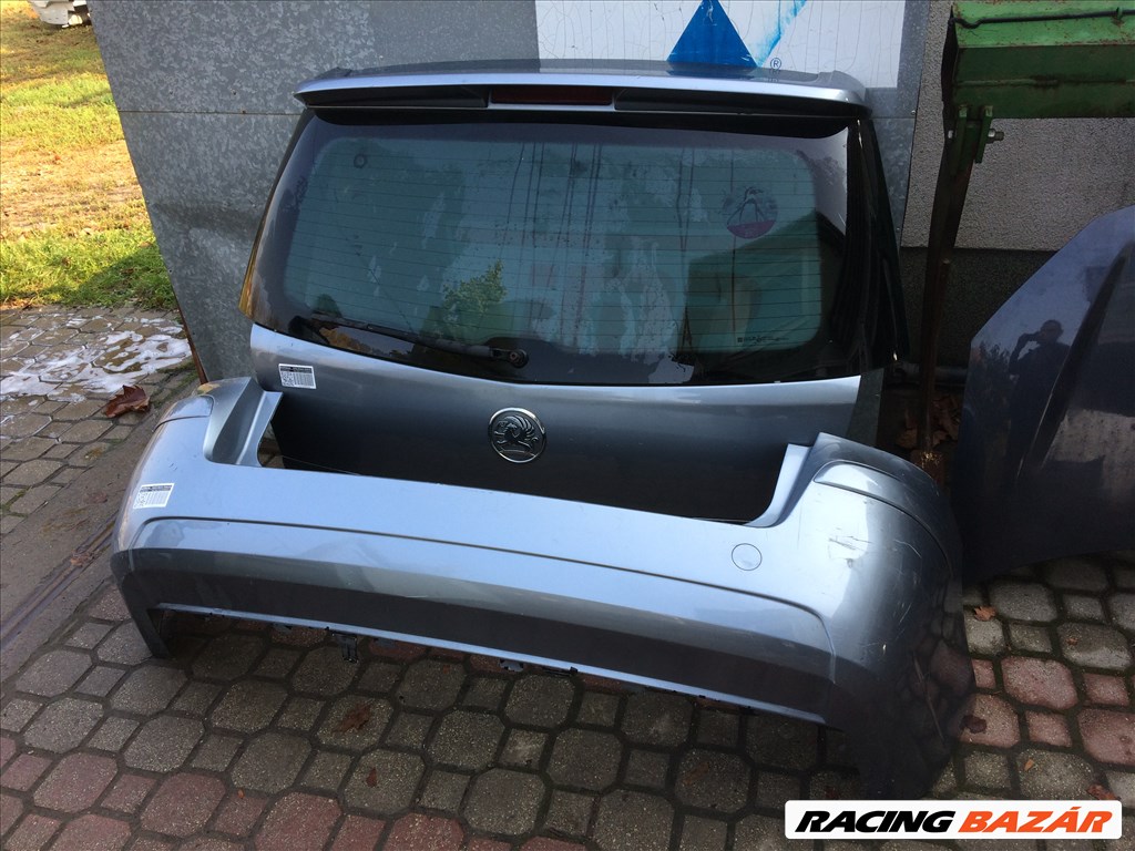 Opel Zafira B 2005-2011 bontott motorháztető, sárvédő, ajtó, lökhárító, csomagtér ajtó, roló. 10. kép