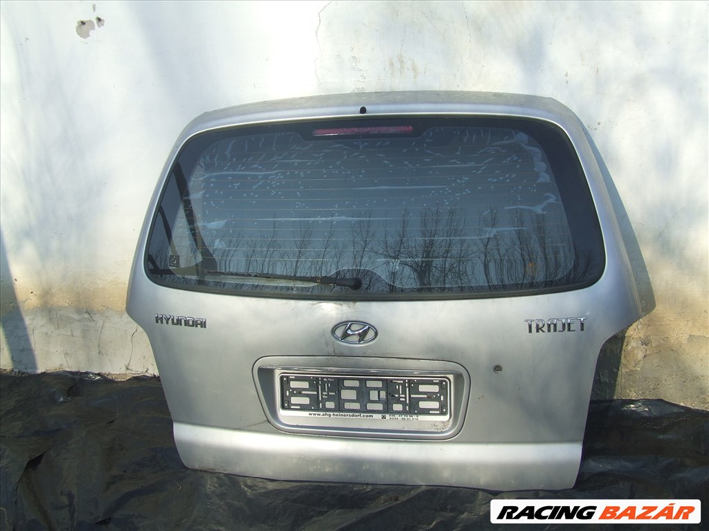 Hyundai Trajet csomagtér ajtó 1. kép