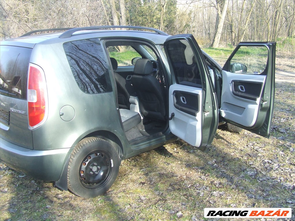 Skoda Roomster bontott alkatrészei 14. kép