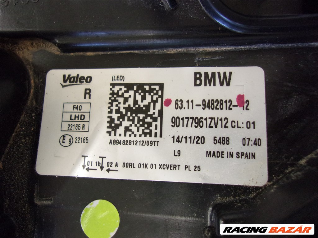 BMW 1-ES F40 jobb első LED fényszóró 2020- 63119482812 6. kép