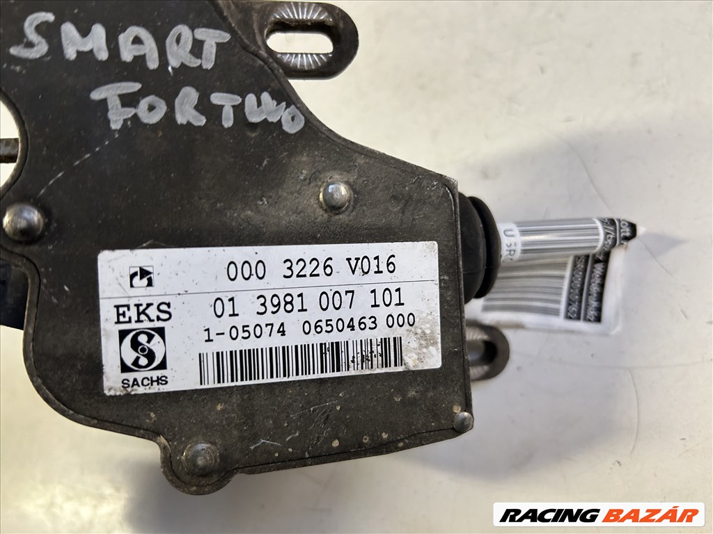 Smart Fortwo I kuplung munkahenger 0003226v016 3. kép