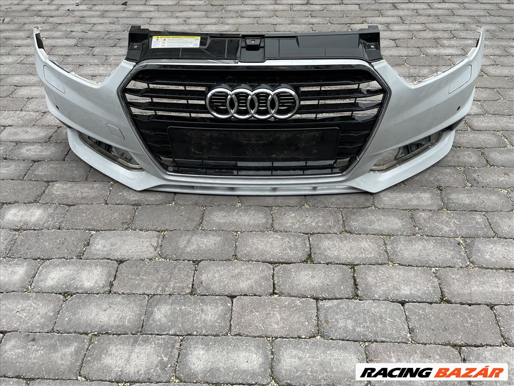 Audi A1 első lökhárító díszráccsal 2015-2018 1. kép