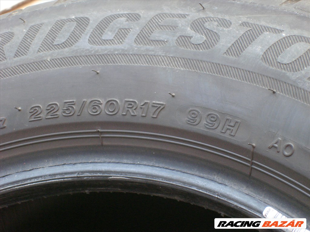 Bridgestone Blizzak LM001 Téli gumi 225/60 R17 4. kép