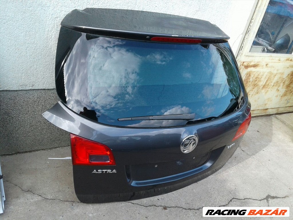 Opel Astra J 2009-2013 bontott ajtó, sárvédő, motorháztető, csomagtér ajtó, lámpa 3. kép