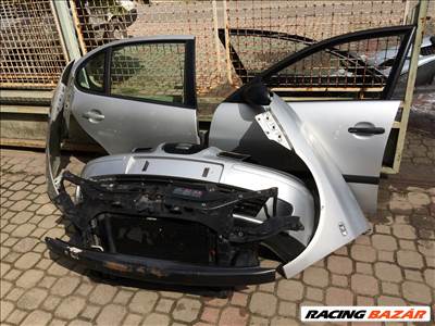 Seat Ibiza III 2002-2008 bontott motorháztető, homlokfal, ajtó, lökhárító, 