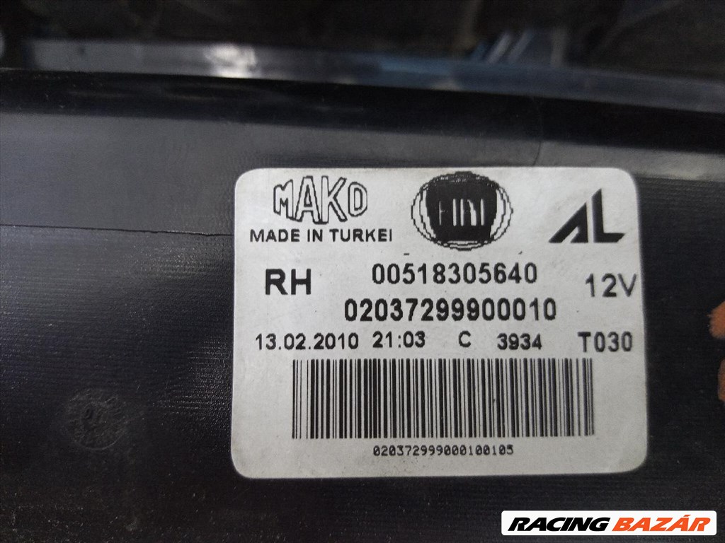 Fiat Doblo III 2009-2015, Opel Combo 2013 jobb hátsó lámpa. Felnyíló ajtó!<br />Betét nélkül 51830564 4. kép
