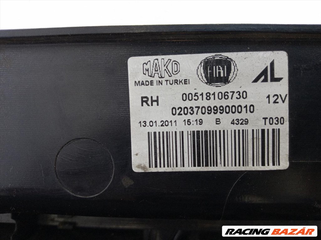 Fiat Doblo III 2009-2015, Opel Combo 2013 jobb hátsó lámpa. Szétnyíló ajtó!<br />Betét nélkül 51810673 4. kép