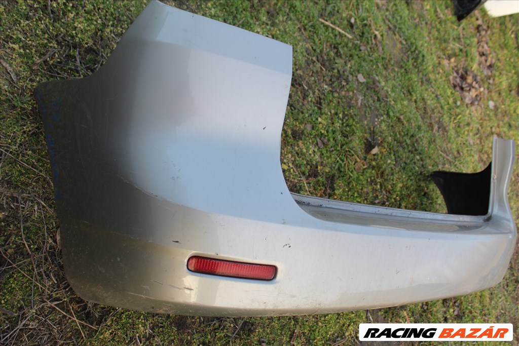 Toyota Corolla Verso 2001-2004 Hátsó lökhárító (63) 2. kép