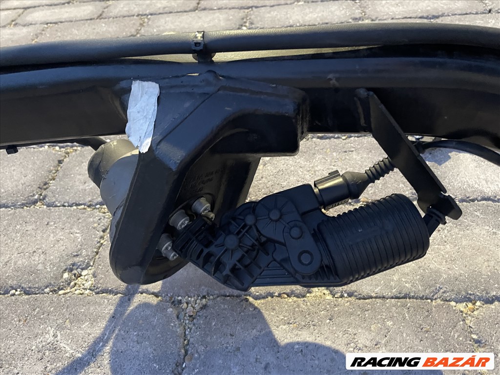 VOLKSWAGEN TIGUAN 2 elektromosan behajlós vonóhorog  5NA803881F 2016-2021 5na803881p 3. kép