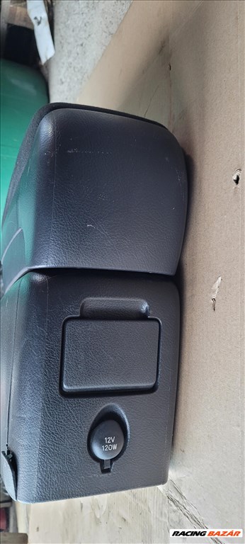 Toyota Avensis (T250) Avensis könyöklő box ajtókárpit pohártartó 8482005100 4. kép