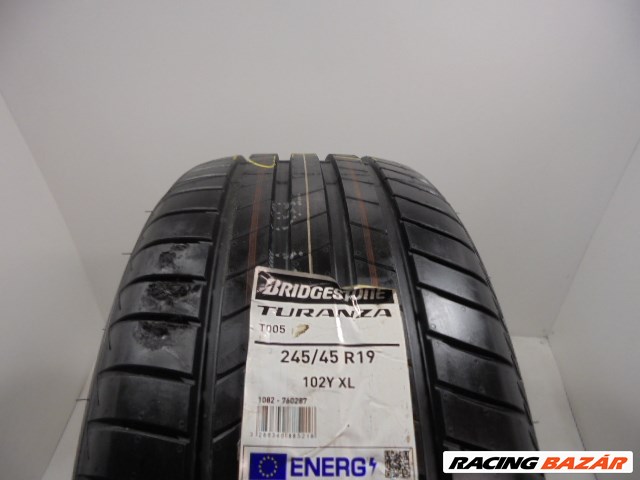 Bridgestone T005 245/45 R19  1. kép
