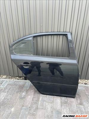 Skoda Octavia 2 facelift jobb hátsó ajtó