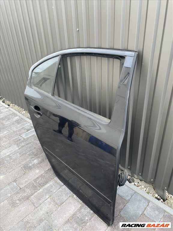 Skoda Octavia 2 facelift jobb hátsó ajtó 3. kép