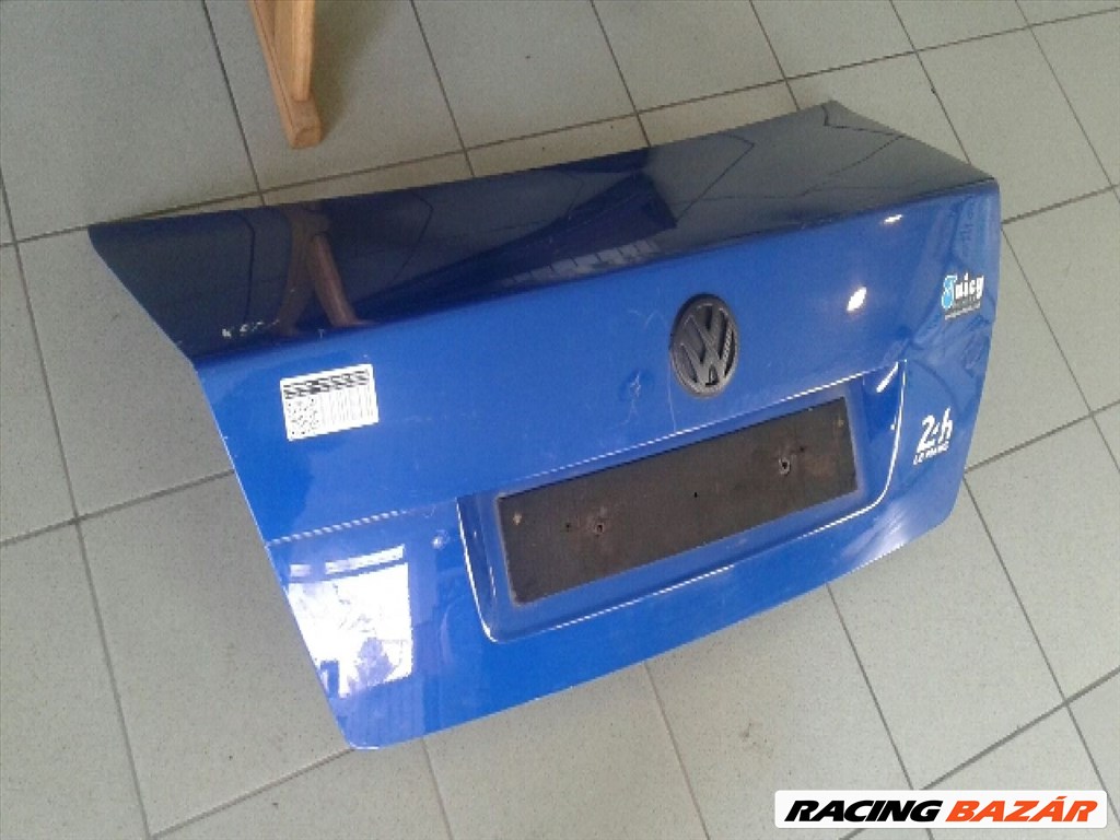 Volkswagen Bora 1998-2004 hátsó lökhárító, homlokfal, ajtó, lámpa, csomagtérfedél 2. kép