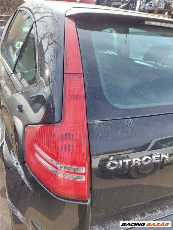 Citroën C4 jobb hátsó és bal hátsó lámpa  2. kép