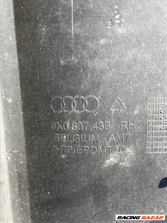 Audi A1 (8X) lökhárító alatti műanyag  8x0807436 5. kép