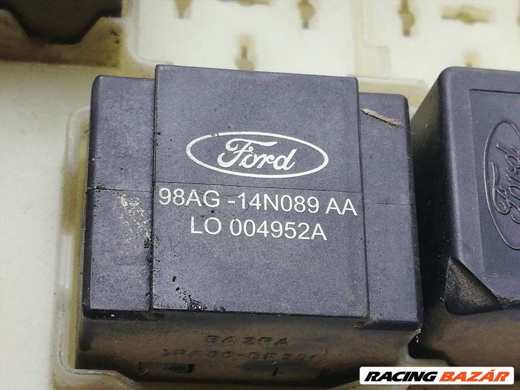 Ford Focus Mk1 Biztosítéktábla Utastér #6826 98ag14k150af 98ag14n089aa 3. kép