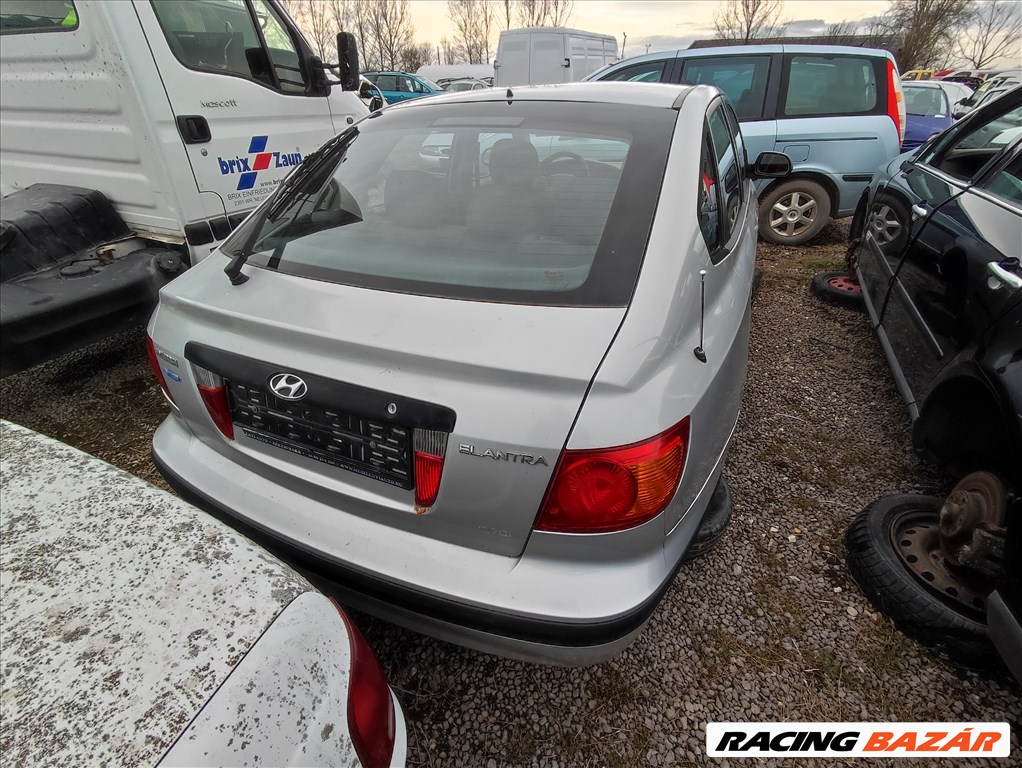 Hyundai Elantra (XD) 2.0 CRDI bontott alkatrészei 4. kép
