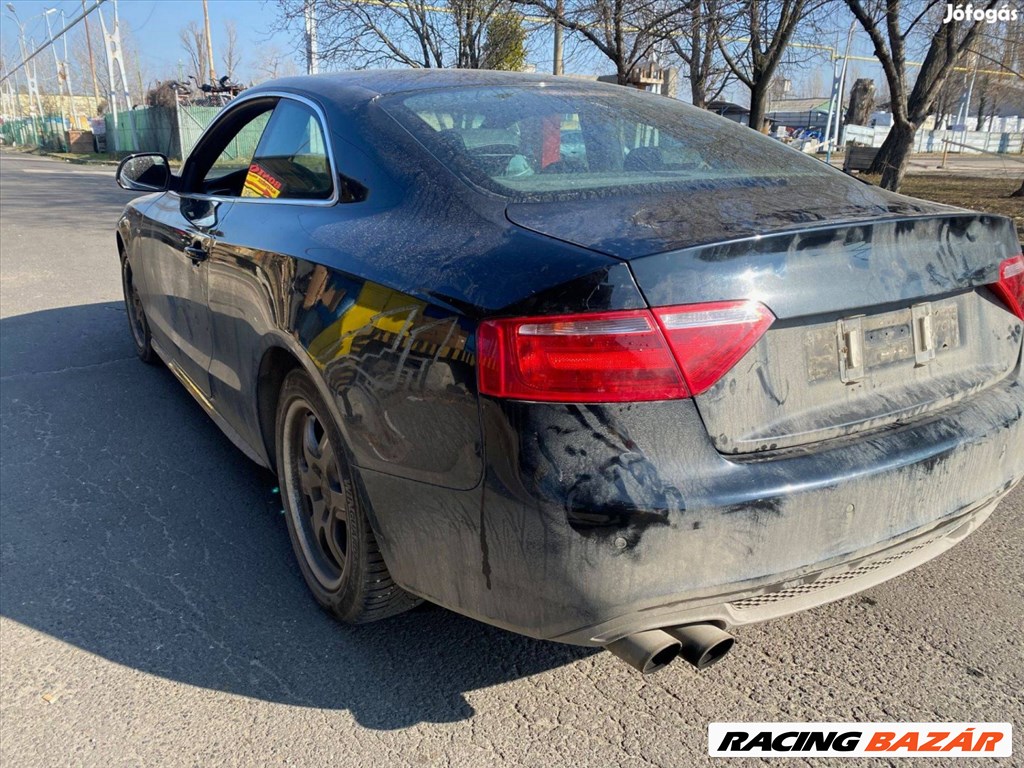 Audi A5 Coupe S-Line 8T 2.0 TFSi minden alkatrésze 3. kép