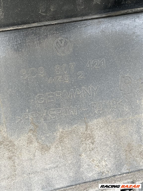 Volkswagen Passat B6 hátsó lökhárító  8. kép