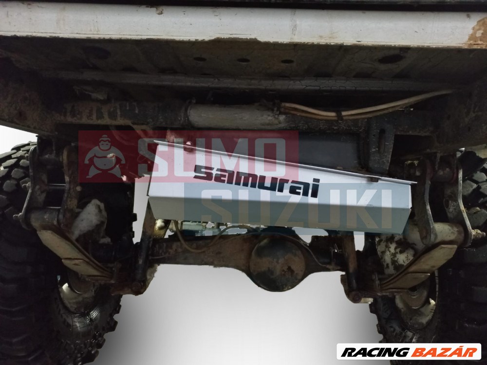 Suzuki Samurai benzintank védő 89230-83002 4. kép