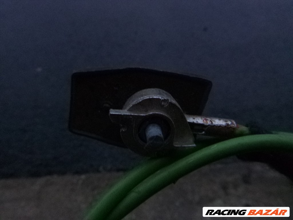 Ford Mondeo Mk1 tetőantenna talp kábellel  3. kép