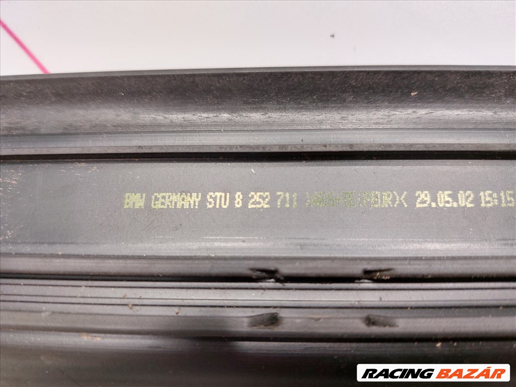 BMW E46 compact bal jobb küszöb belépő borítás küszöbbelépő eladó (125100) 8252711 3. kép