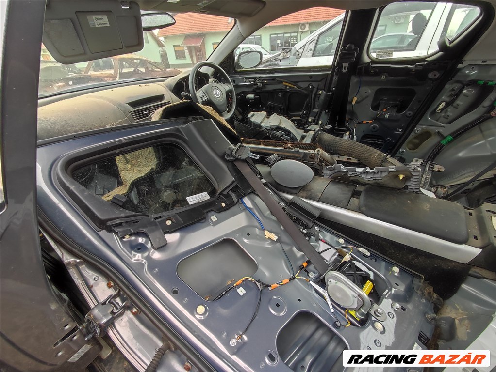 Mazda RX-8 bontott alkatrészei 3. kép