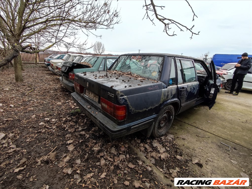 Volvo 740 bontott alkatrészei 3. kép