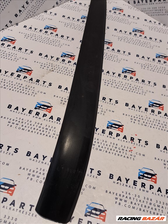BMW E46 facelift sedan fekete jobb hátsó lökhárító díszléc (135060) 7030604 1. kép