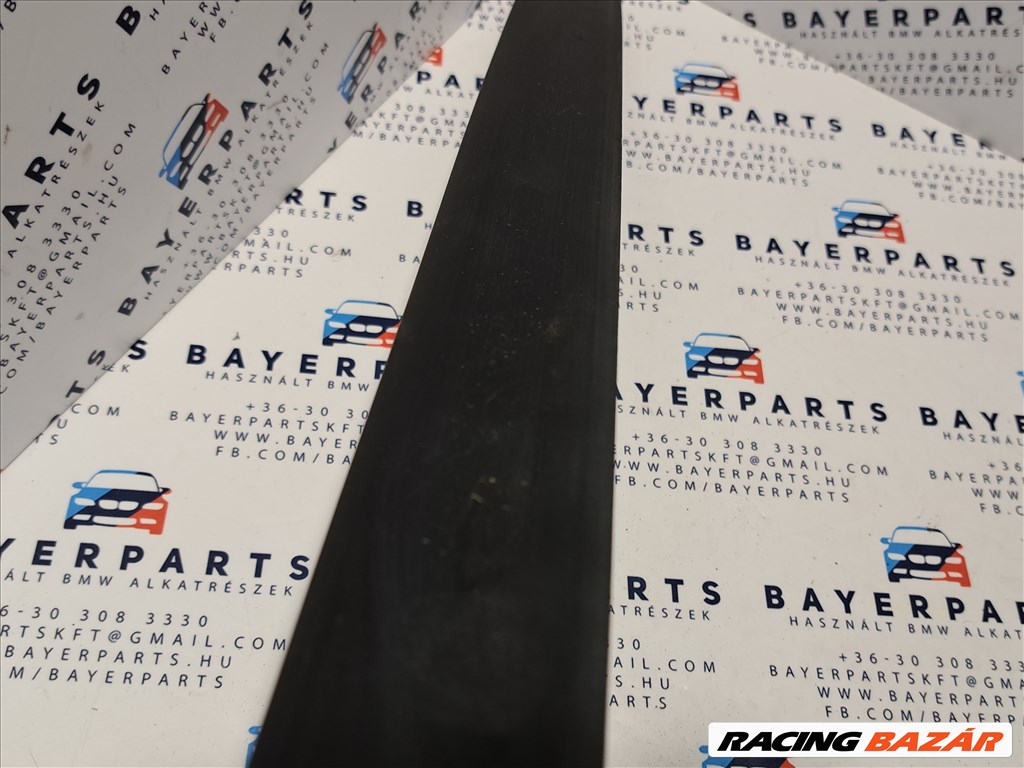 BMW E46 facelift sedan fekete jobb hátsó lökhárító díszléc (135060) 7030604 6. kép