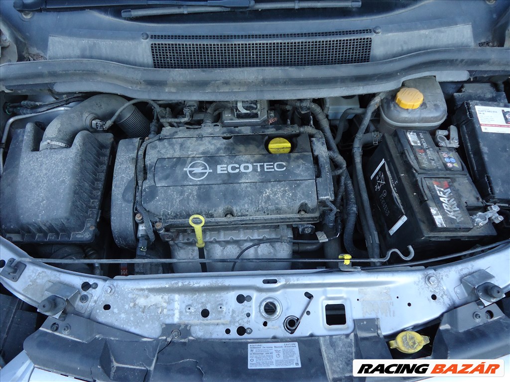 Opel Zafira 1.6i generátor  13229984 4. kép