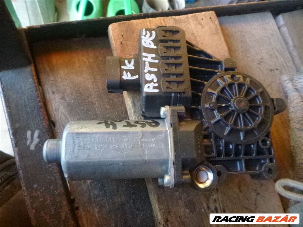 Opel Astra H 2005 BAL ELSŐ ablakemelő motor 0 130 821 988 1412001771489 1. kép