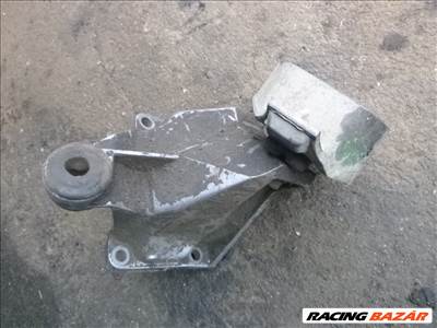 AUDI 100 ,S4, C4 váltótartó bak   4A0 399 114 F 4a0399114f