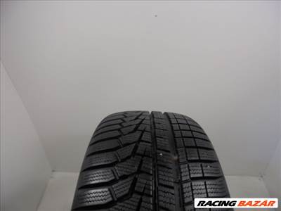 Hankook W320 215/50 R17 