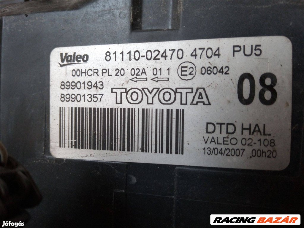 Toyota Auris jobb első fényszóró  1. kép