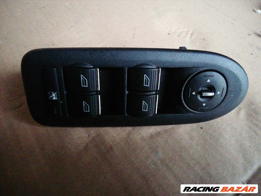 Ford Kuga 2008-2012 bal első ablakemelő kapcsoló  5M5T14A132AC 1. kép