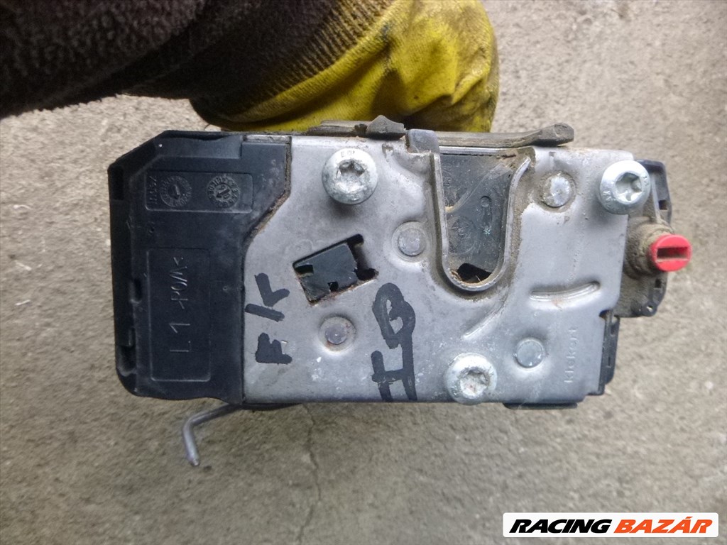 Opel Astra H BAL HÁTSÓ ajtózár szerkezet 13210738 PU 3. kép