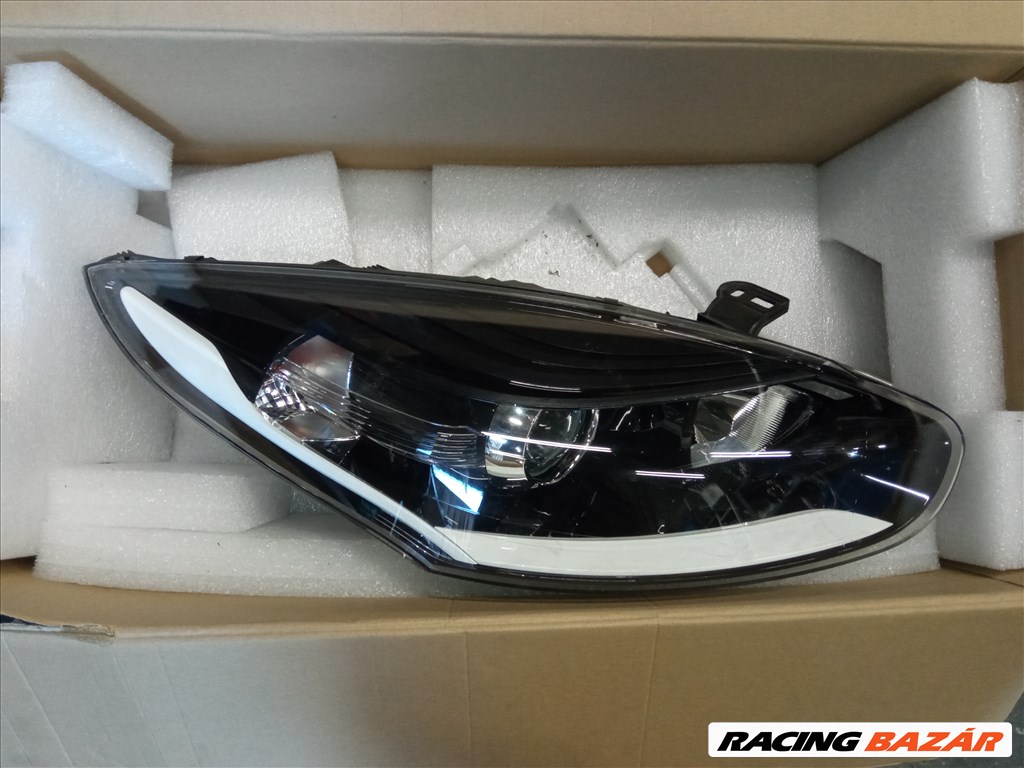 Renault Mégane III 2013-2016 Fülsérült Jobb fényszóró 260105977R 1. kép